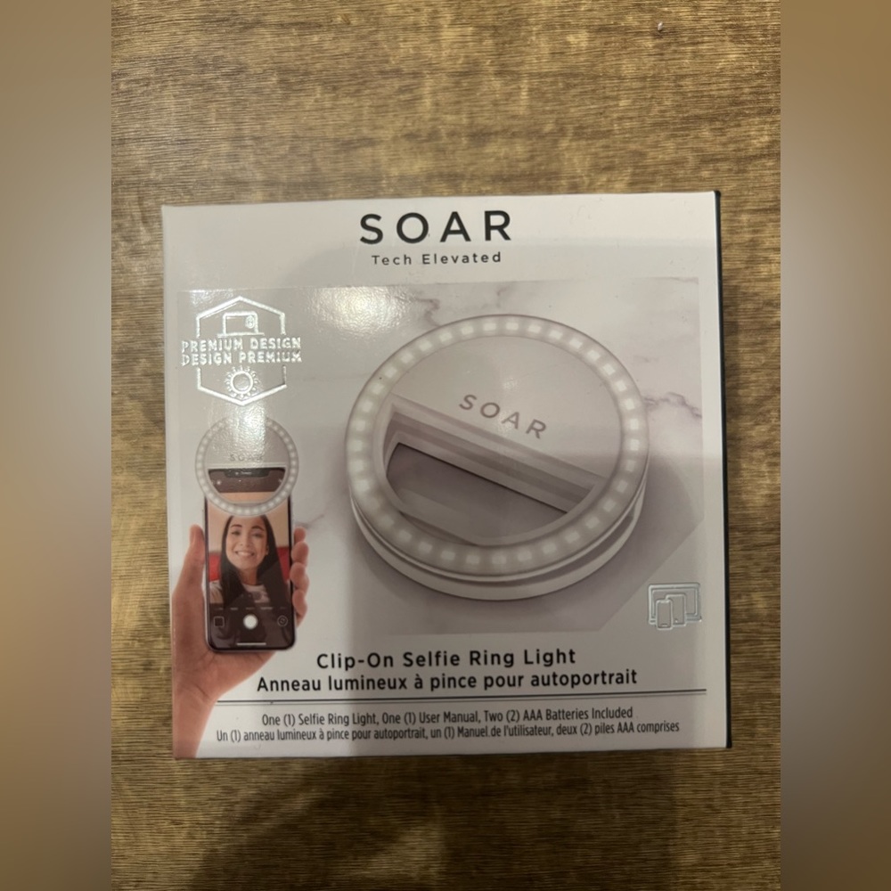 NIB Soar Clip-On‎ Selfie Ring Light